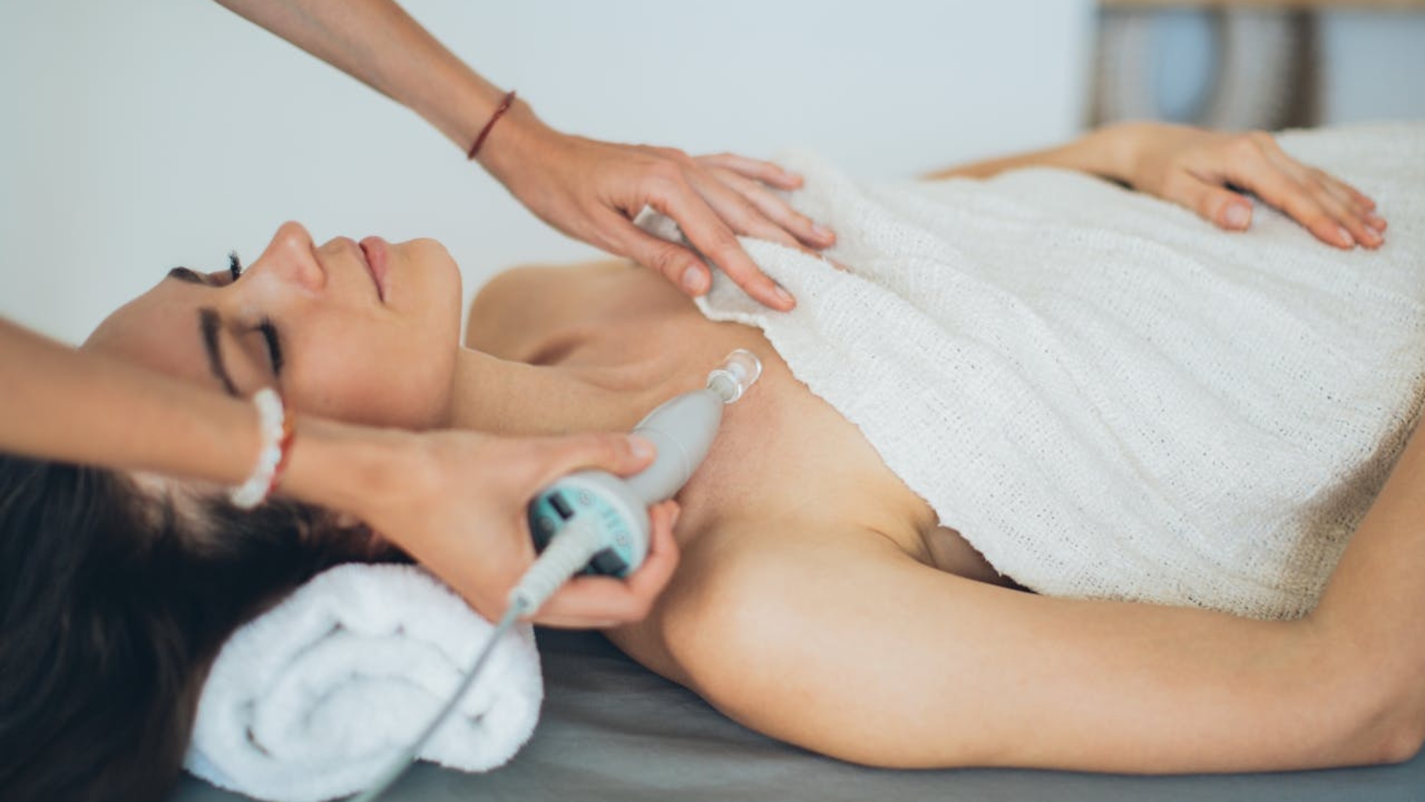 pexels-elly-fairytale-3865560